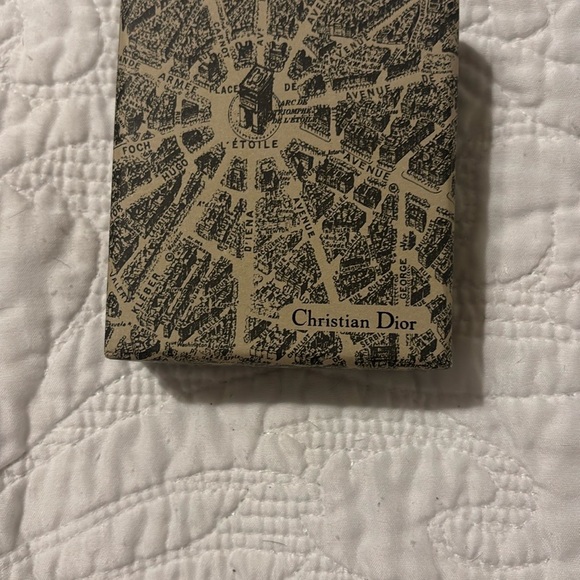 Dior Gold Heart Lock and Key Set - Picture 3 of 8